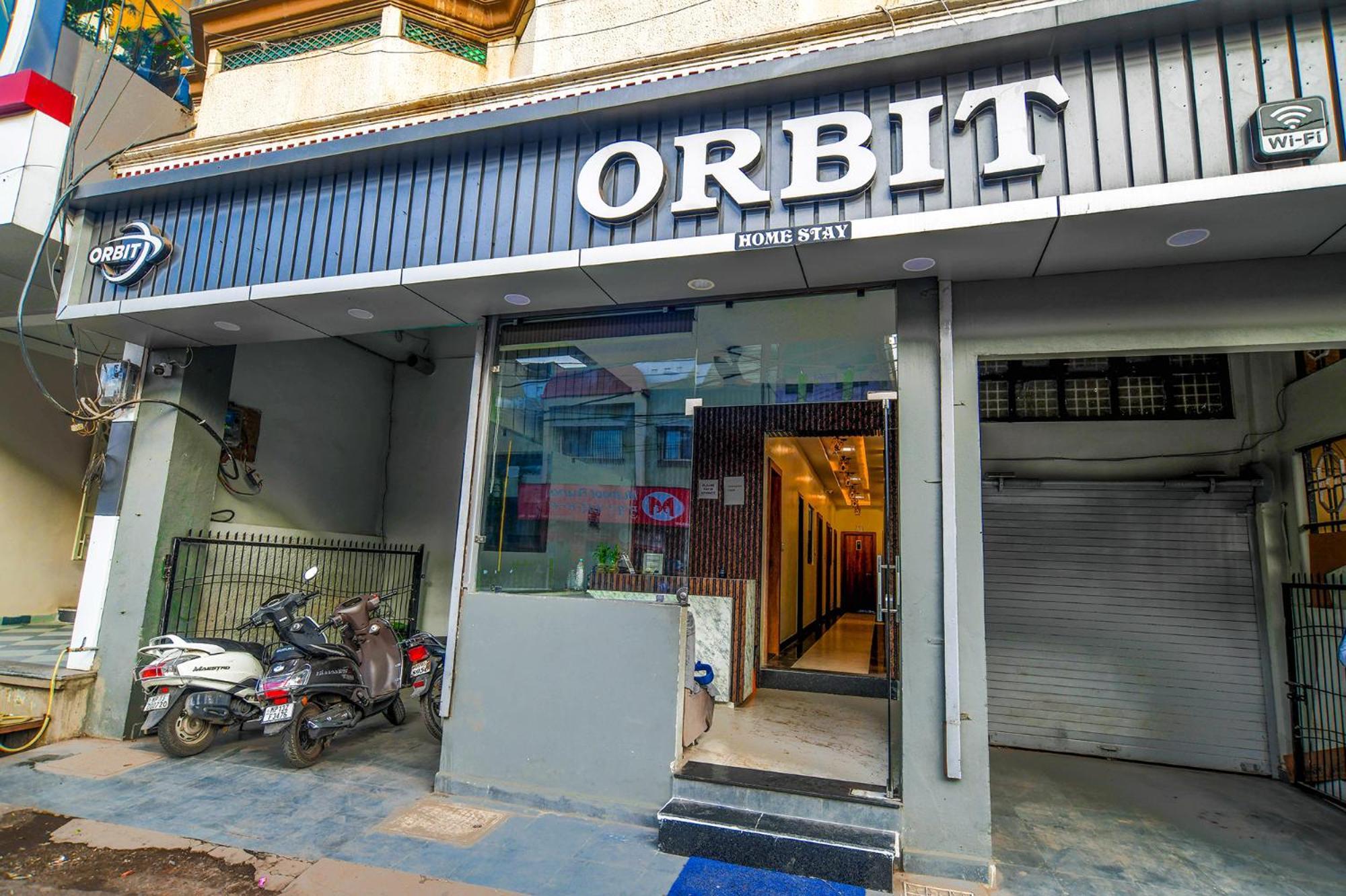 乌贾因 Fabexpress Orbit酒店 外观 照片