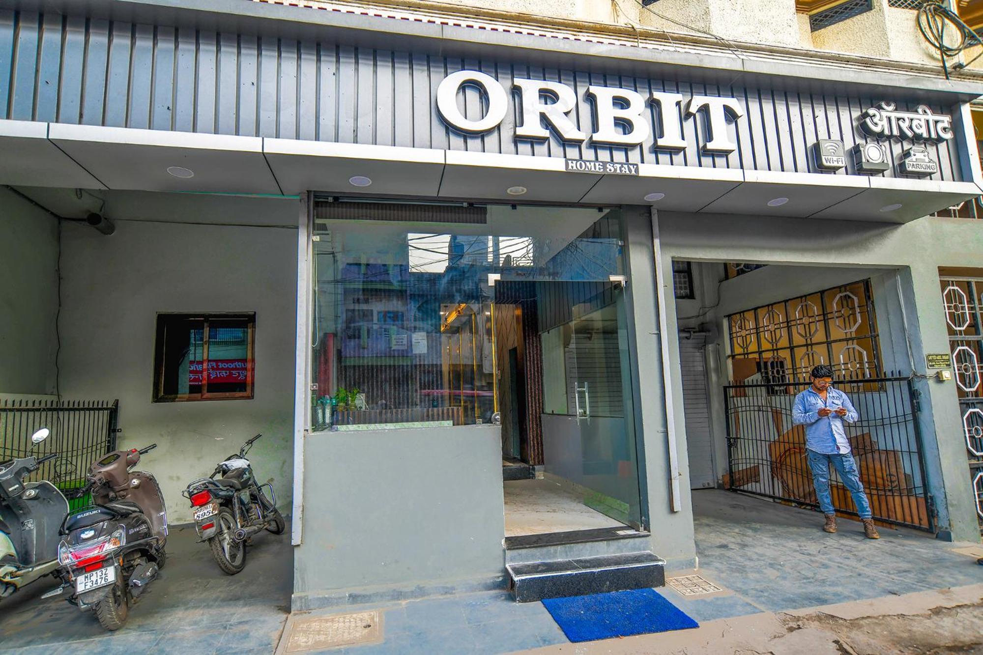 乌贾因 Fabexpress Orbit酒店 外观 照片